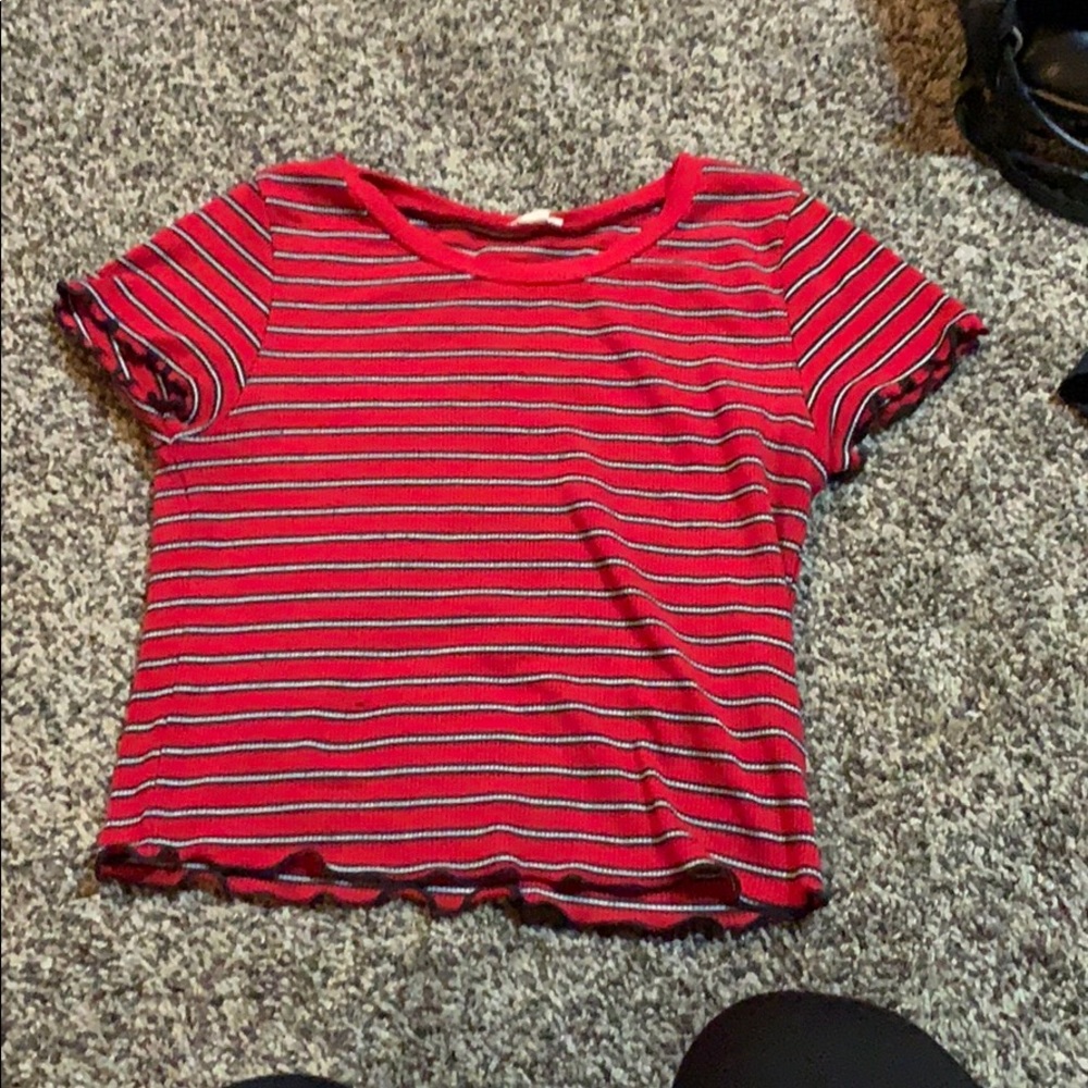 Red stripped crop top